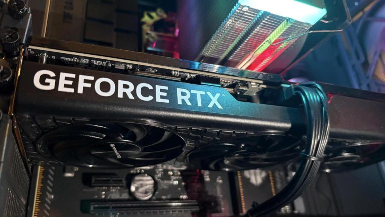 Gainward Geforce RTX 5070 Python: testujeme a taktujeme s EXPERTool