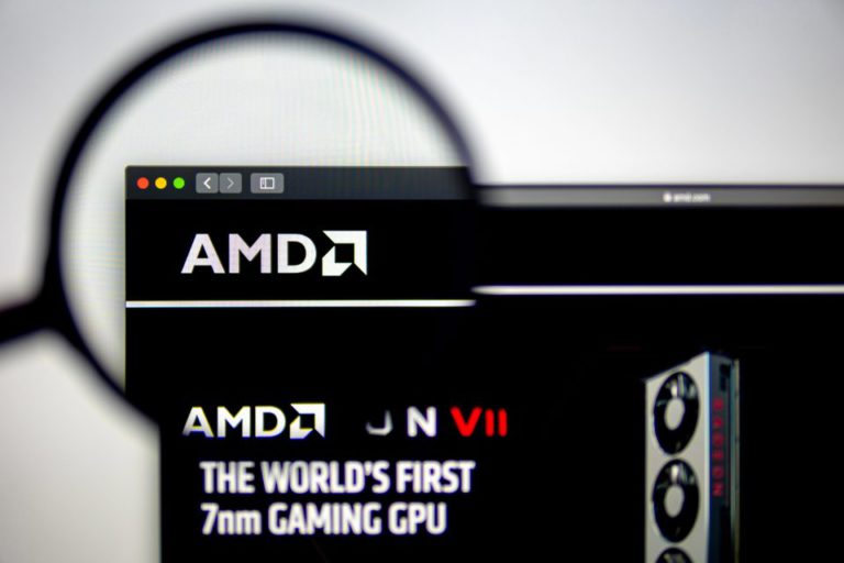 AMD chystá FSR s generováním až osmi snímků. Unikly ovladače