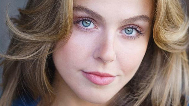 Táhli mě po zemi a já křičela. Scény z Resident Evil byly drsné i v reálu